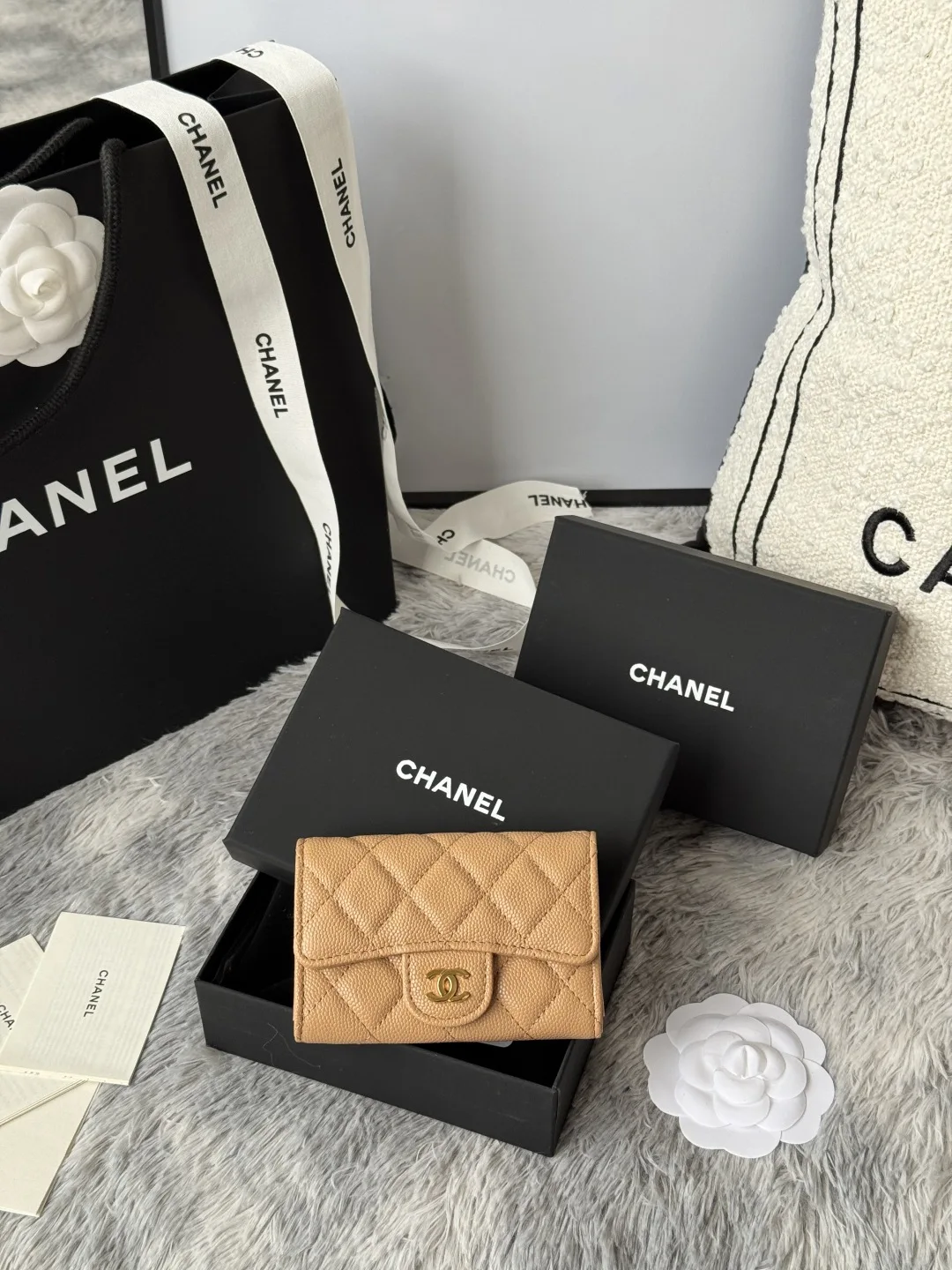 Chanel AP0214 Ball, Caviar, Large Ball Grain, CF Card Holder Chanel AP0214 Ball, Caviar, Large Ball Grain, CF Card Holder