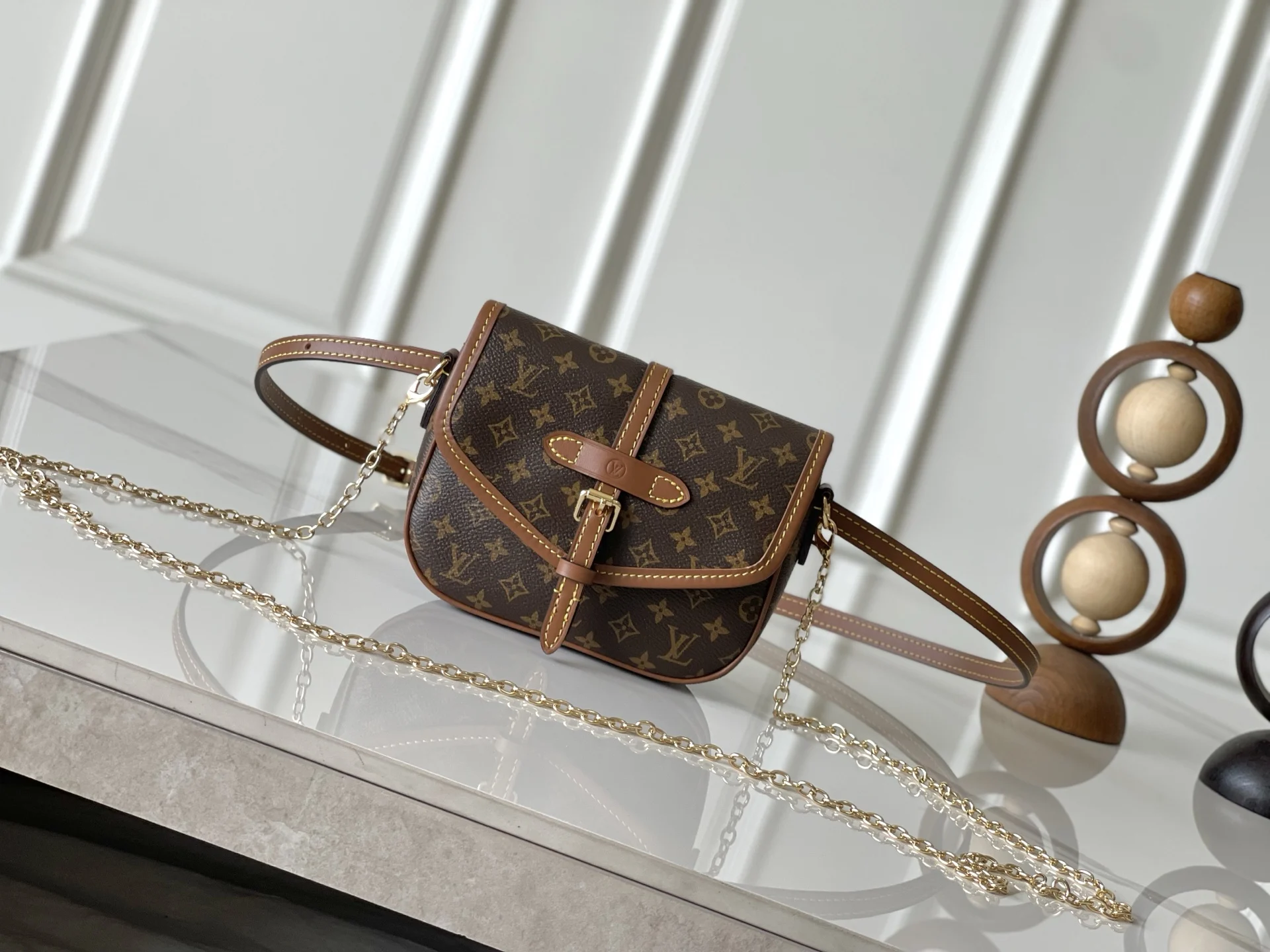 Louis Vuitton M27096 Solo Bag Louis Vuitton M27096 Solo Bag