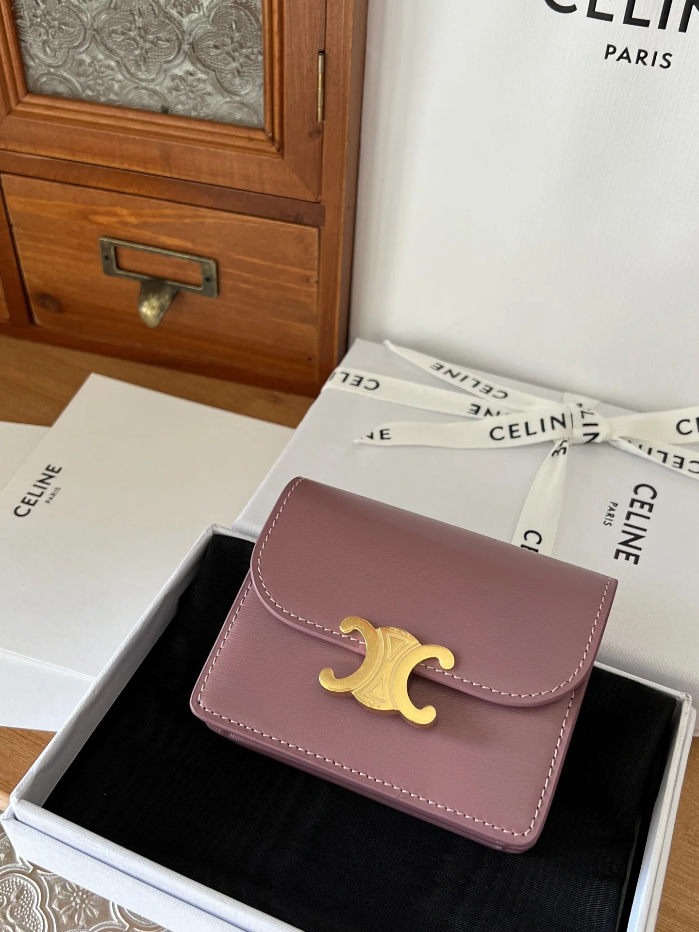 Celine 10N063 TRIOMPHE FLAP WALLET CARD HOLDER