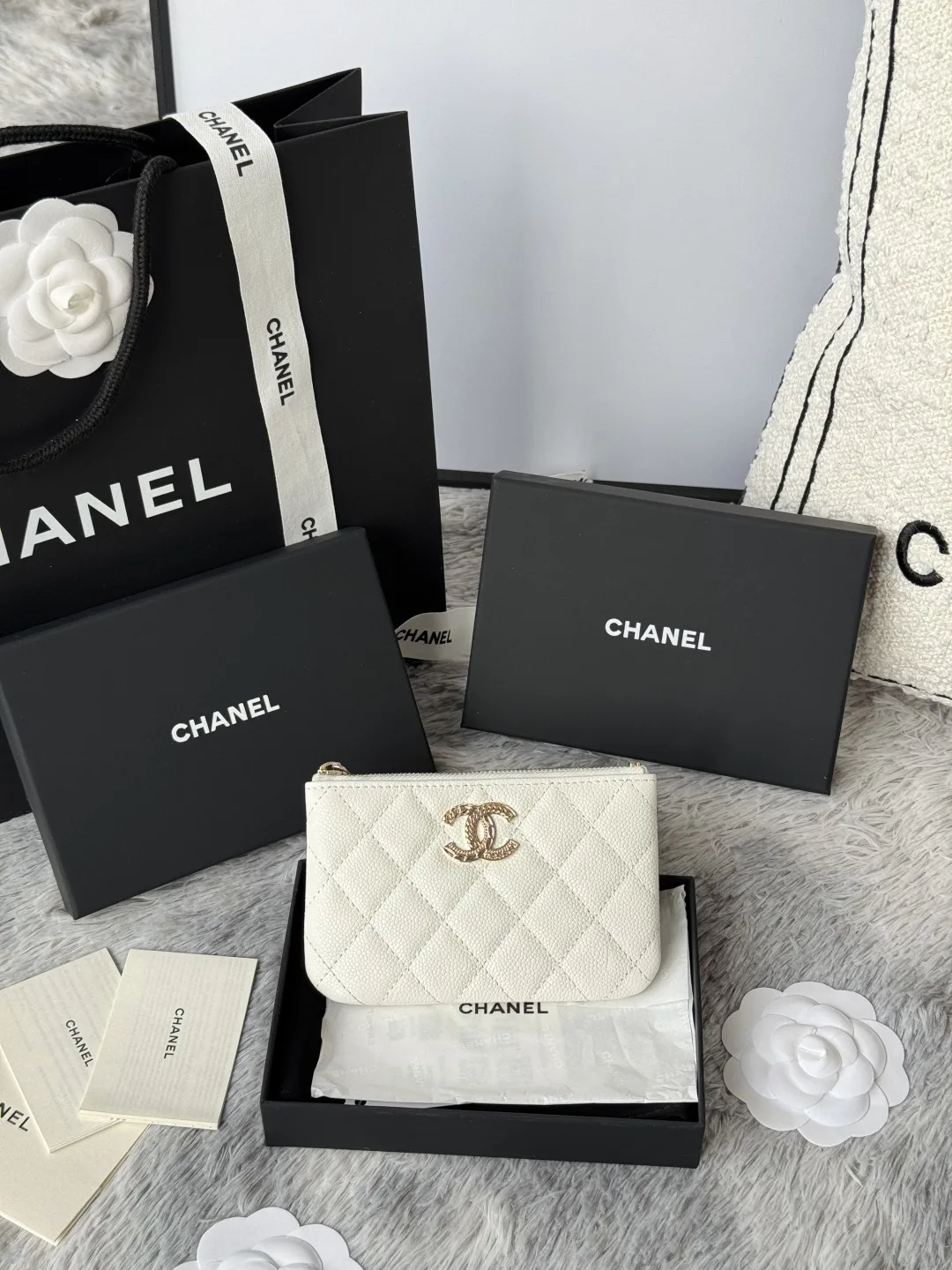 Chanel AP3049 22k embossed logo large double C card holder