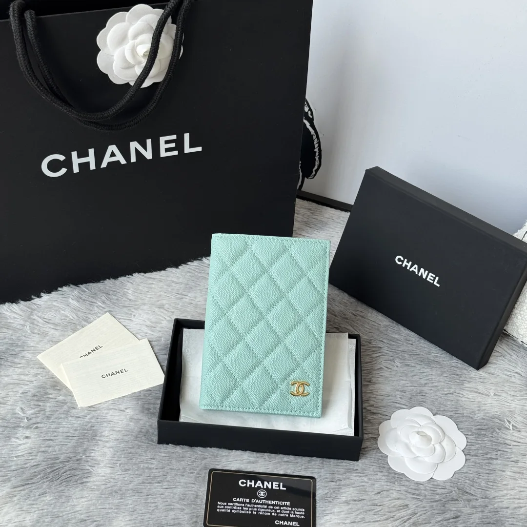 Chanel AP3197 Classic Passport Holder