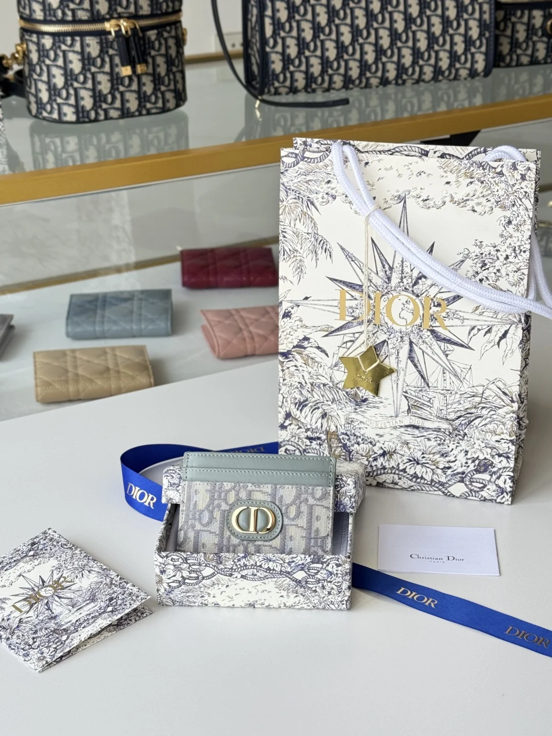 Dior S2152 30 Montaigne Card Holder