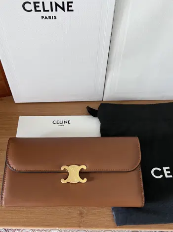 10E313 TRIOMPHE Large Wallet Replica Celine wallets