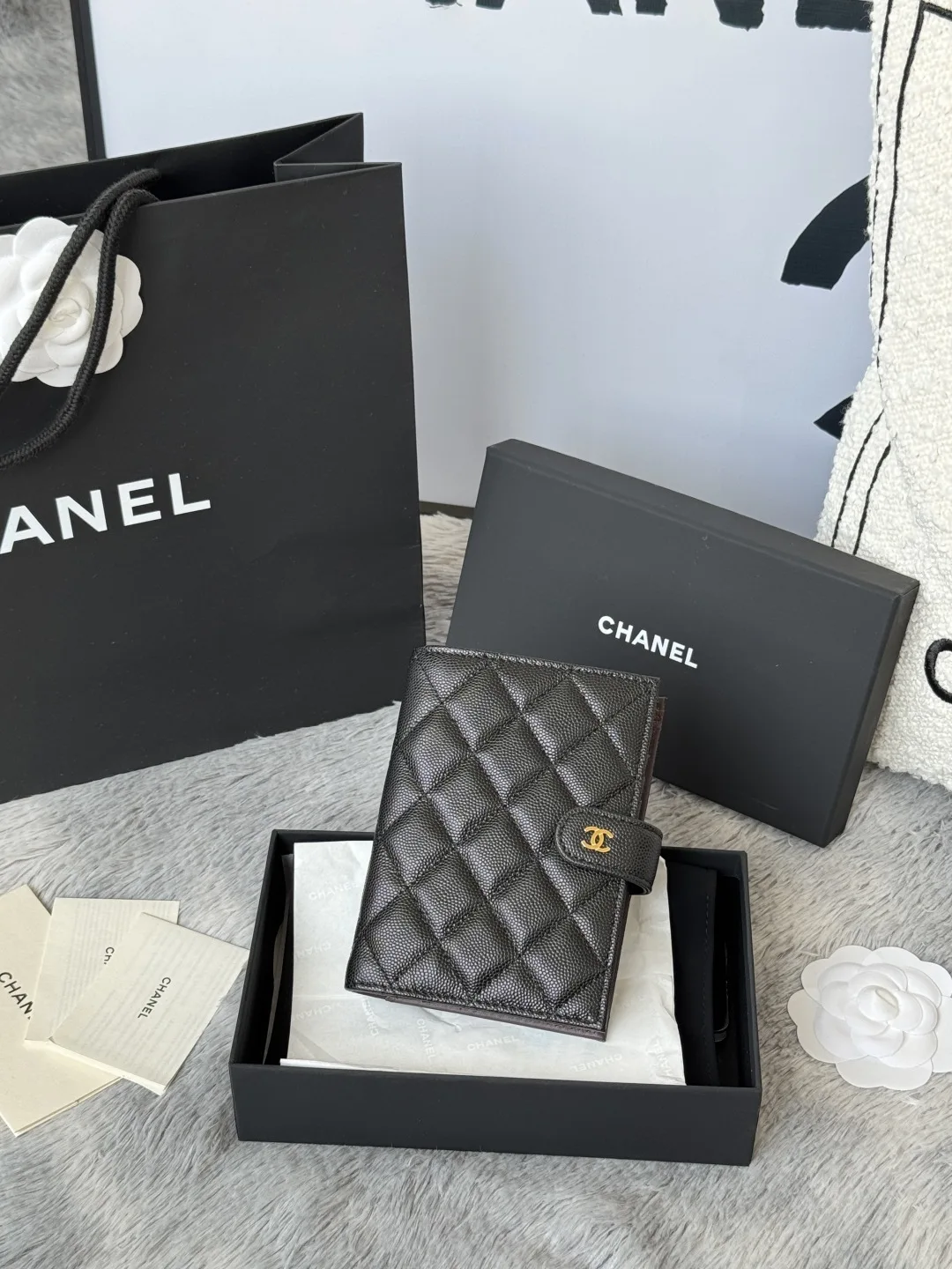 Chanel AP3196 2025 New Product Passport Holder Passport Case Chanel AP3196 2025 New Product Passport Holder Passport Case