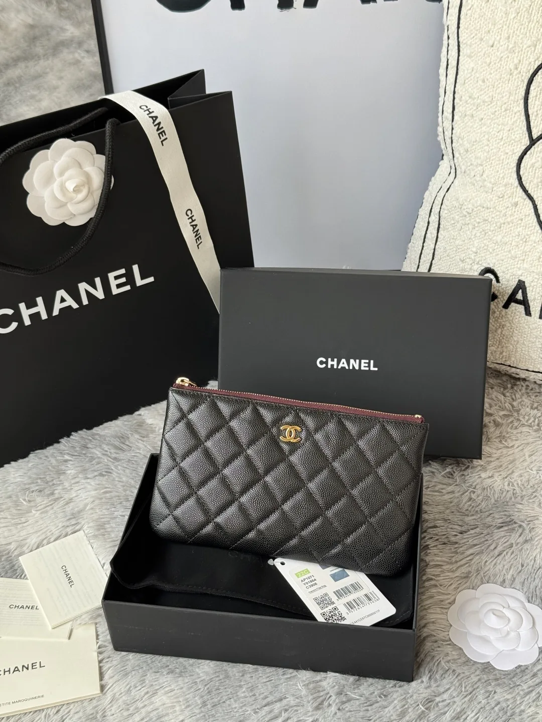 Chanel AP1071 New Style Ball Pattern Diamond Quilted Clutch Bag