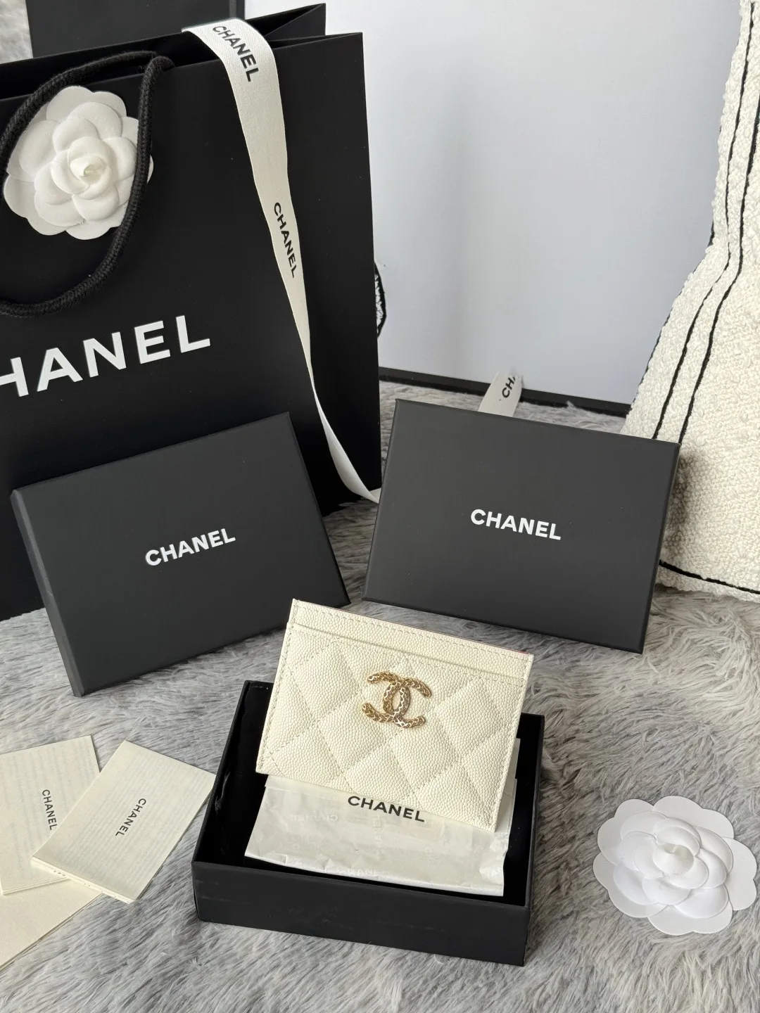 Chanel AP3188 Ball Pattern Hollow Card Holder