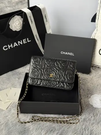 AP0250 WOC Lucky Bag 0577A Classic Camellia Crossbody Bag Replica Chanel womens bags