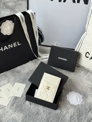 AP0223 Ultra Mini Lambskin Cardholder Replica Chanel wallets