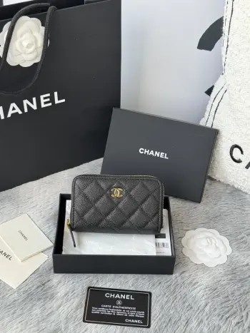 3686 Medium Oversized Zipper Pouch Replica Chanel wallets
