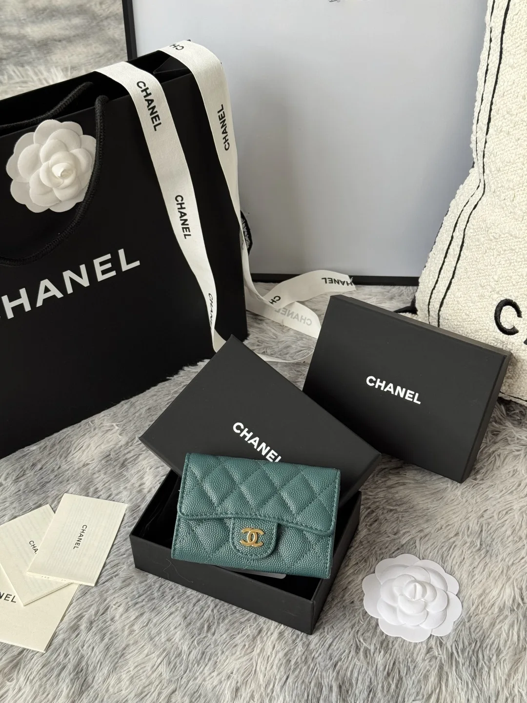 Chanel AP0214 Ball, Caviar, Large Ball Grain, CF Card Holder Chanel AP0214 Ball, Caviar, Large Ball Grain, CF Card Holder
