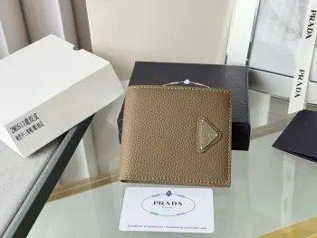 2M0513 Men s Deer Leather Bifold Wallet Card Holder Replica Prada wallets