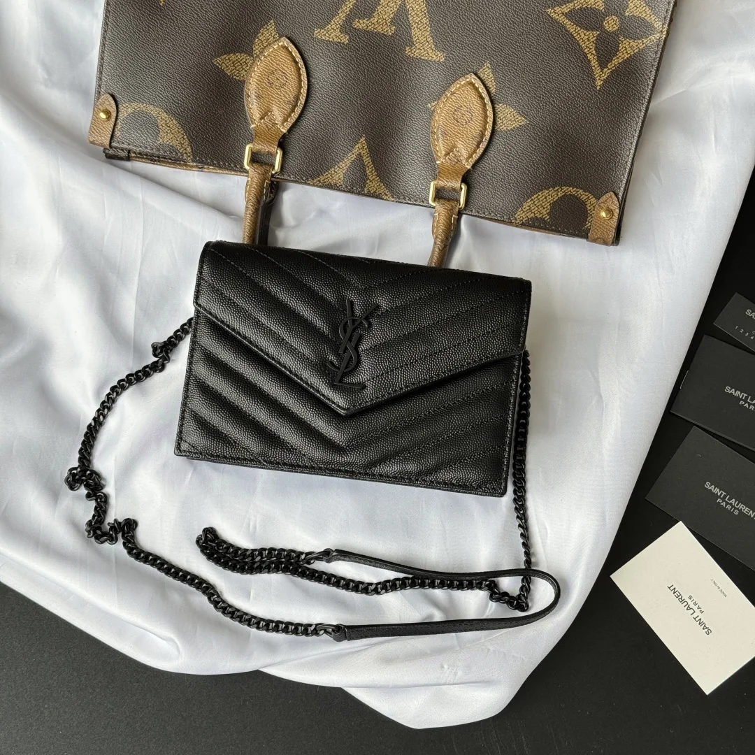 SAINT LAURENT 393953 Woc small envelope bag SAINT LAURENT 393953 Woc small envelope bag