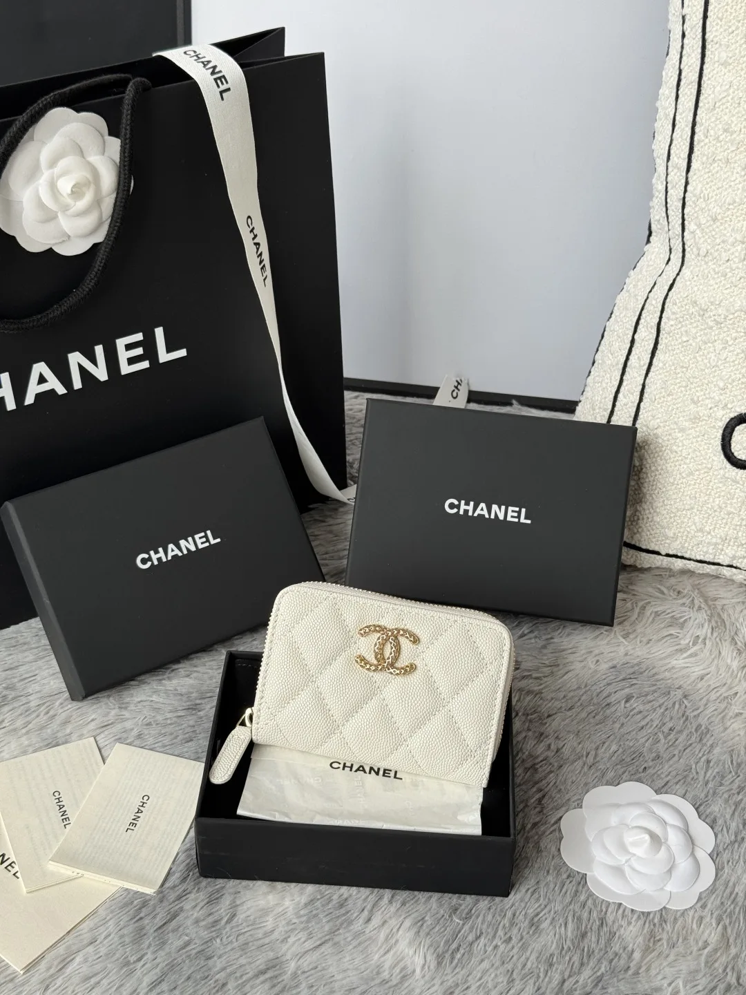 Chanel AP3185 Zipper Card Holder Coin Purse