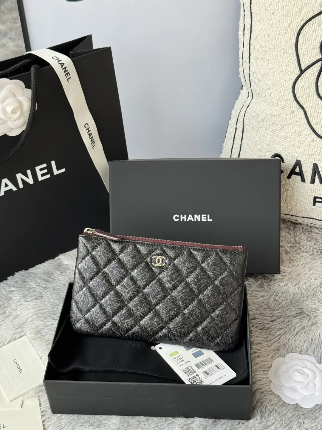 Chanel AP1071 New Style Ball Pattern Diamond Zero Package Handheld Clutch Bag
