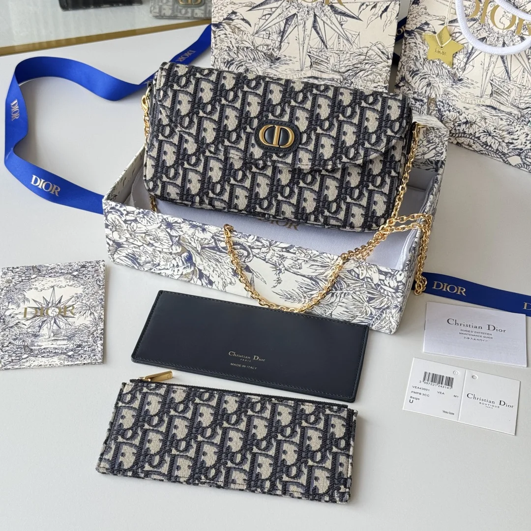 Dior S4306 Mahjong Bag Three-Piece Set, Newest Fall Winter 2025 Crossbody Bag Dior S4306 Mahjong Bag Three-Piece Set, Newest Fall Winter 2025 Crossbody Bag
