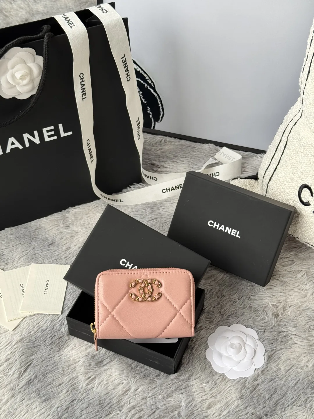 Chanel AP0949 Diamond Quilted Small Zip Coin Purse Chanel AP0949 Diamond Quilted Small Zip Coin Purse