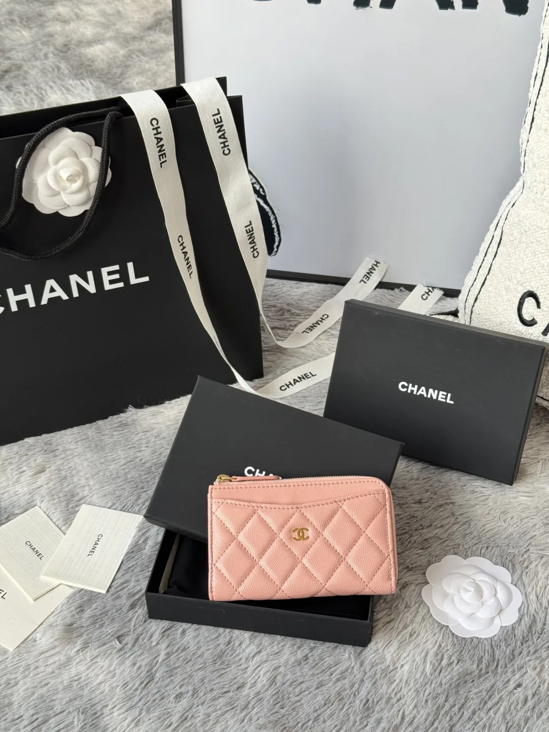 Chanel A3179 2024 7-shaped single pull card holder