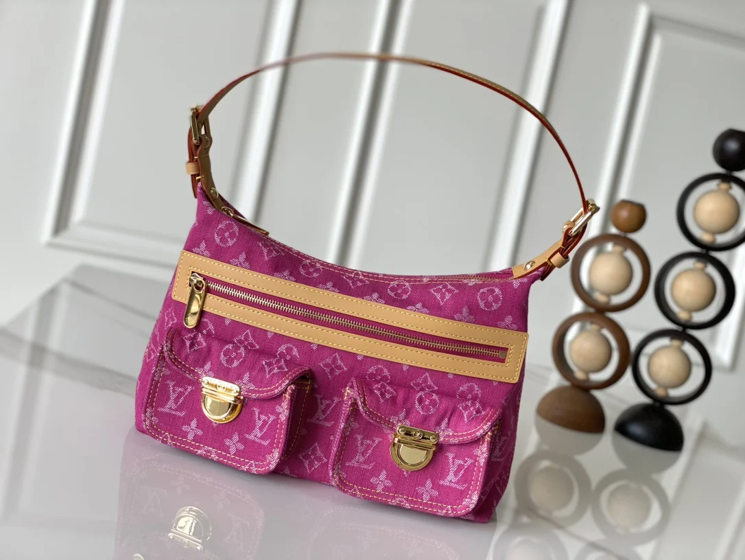 Louis Vuitton M95212 Vintage Denim Sling Bag