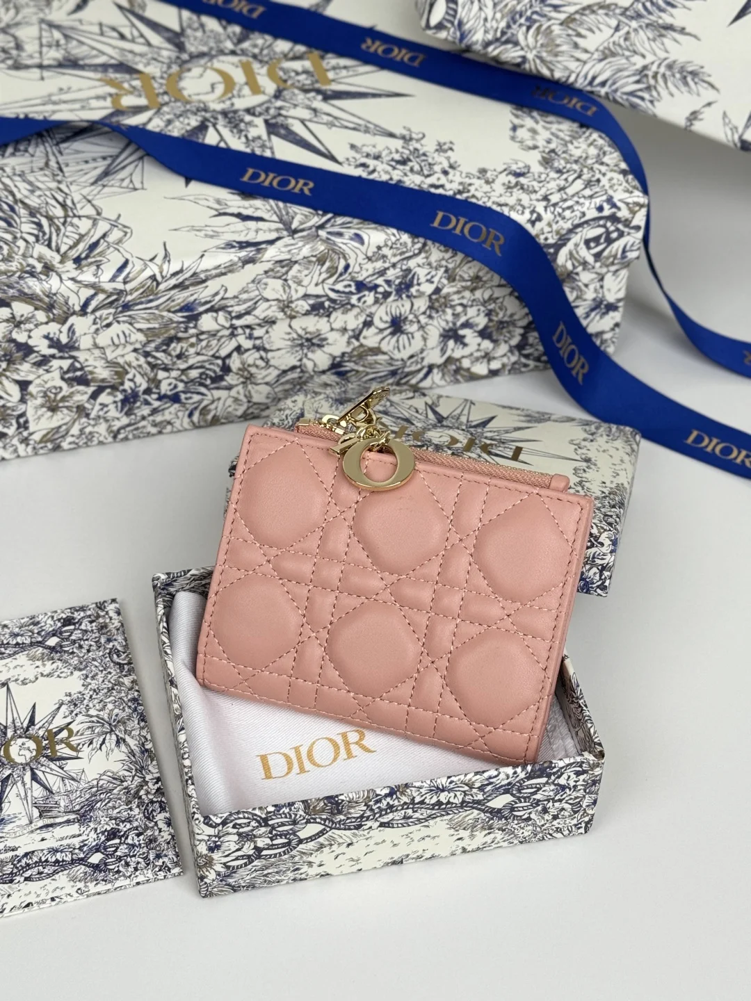 Dior S6037UBHZ_M928 Caro Dahlia Lambskin Card Holder Wallet Dior S6037UBHZ_M928 Caro Dahlia Lambskin Card Holder Wallet