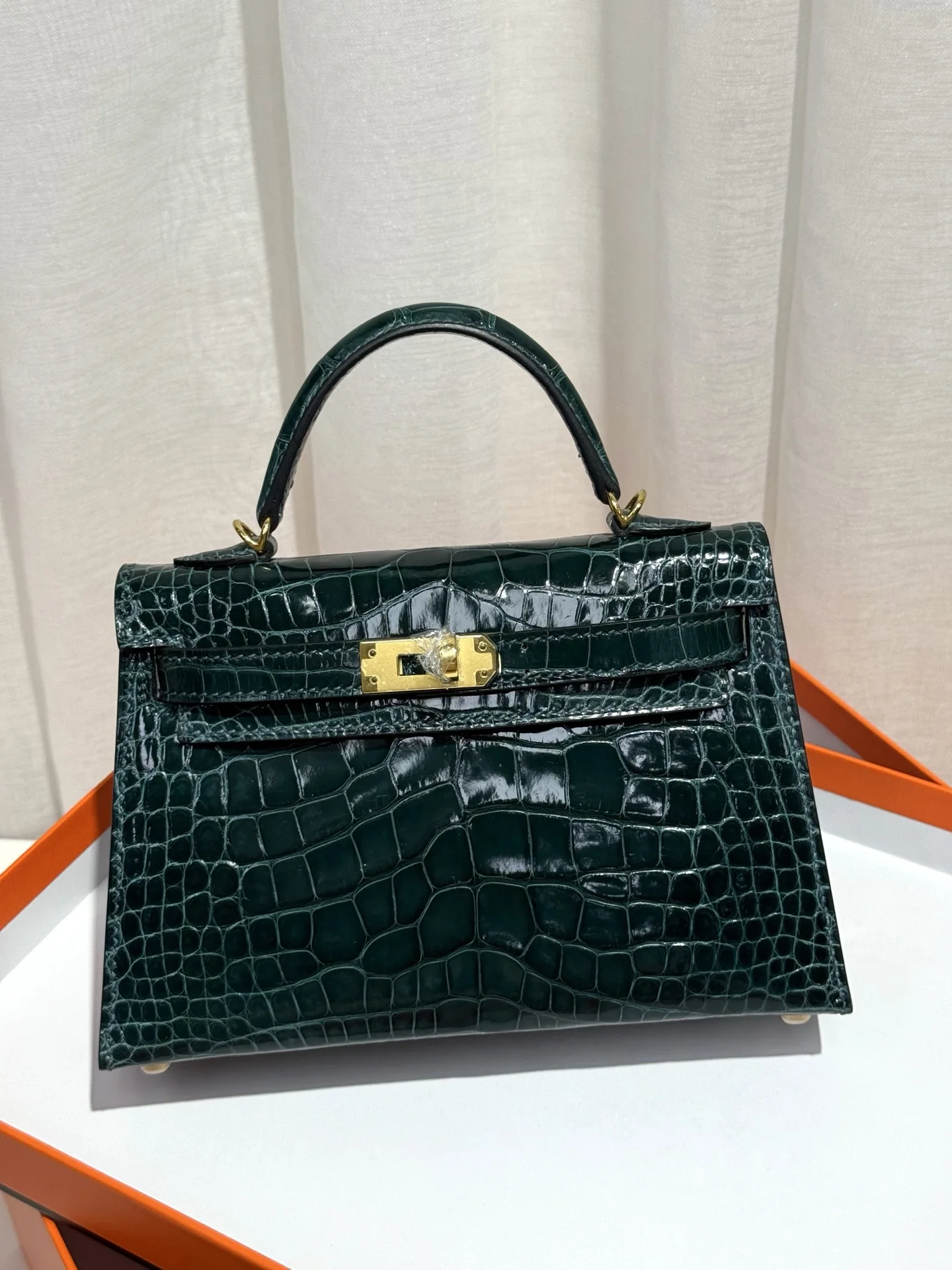 Hermes Kelly II 19cm Shiny American Alligator Handbag