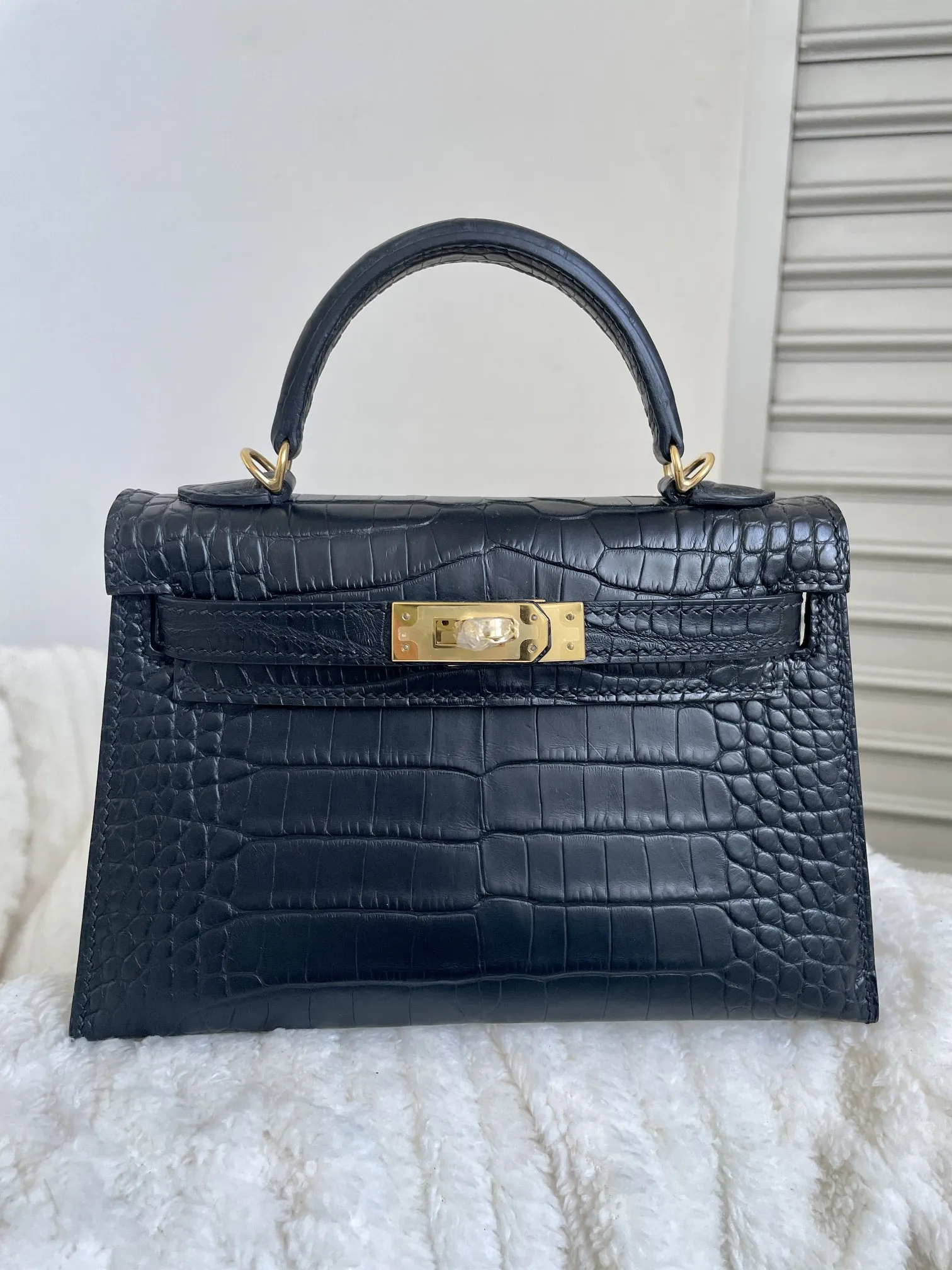 Hermes Kelly II 19cm Imported American Matte Alligator Leather Ladies Handbag Hermes Kelly II 19cm Imported American Matte Alligator Leather Ladies Handbag