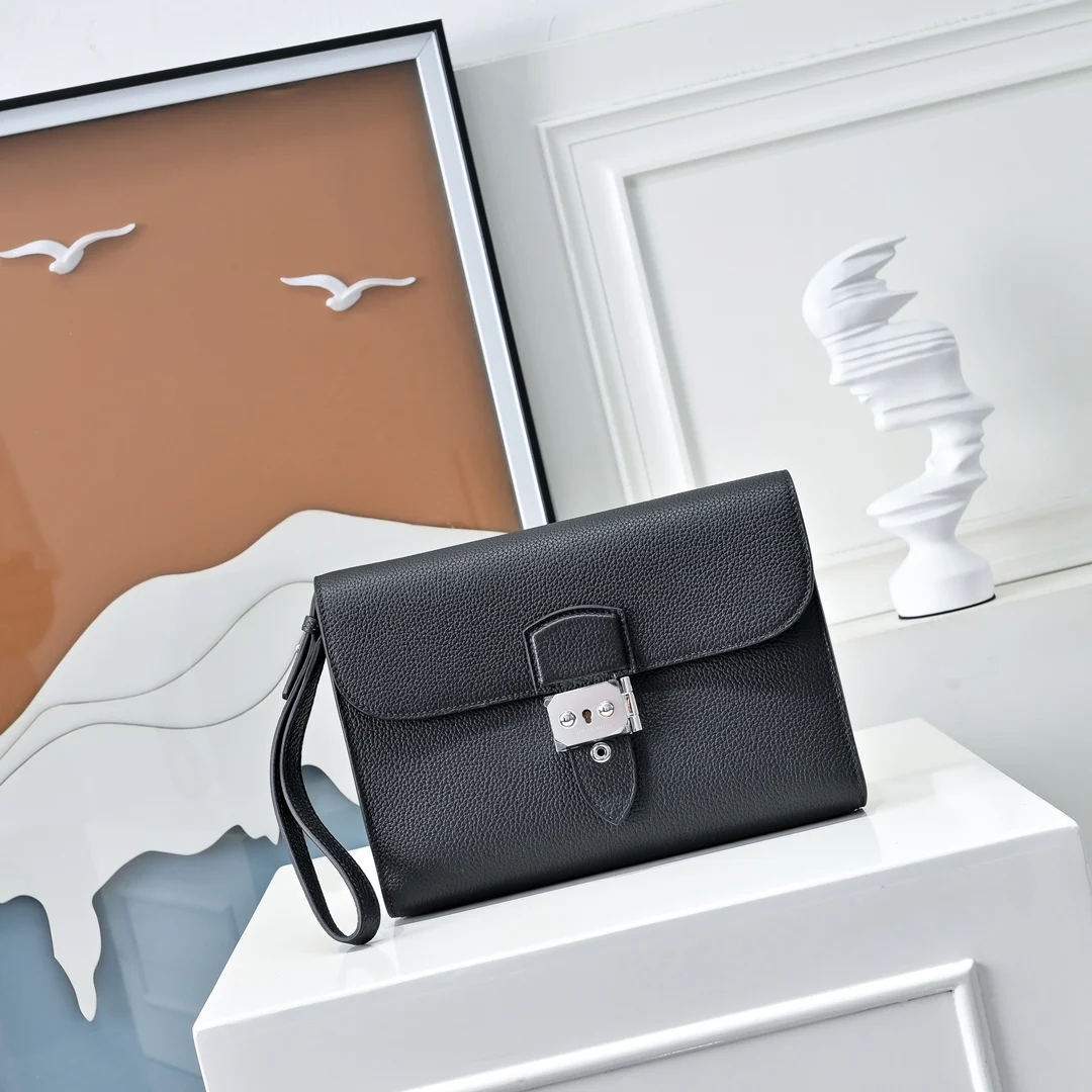 Hermes Sac a Depeches Messenger 21cm men s clutch