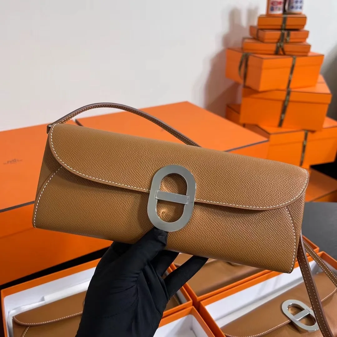 Hermes Chained Andre Pig Nose Crossbody Bag to go 24cm Epsom M4 Gris Pale Hermes Chained Andre Pig Nose Crossbody Bag to go 24cm Epsom M4 Gris Pale