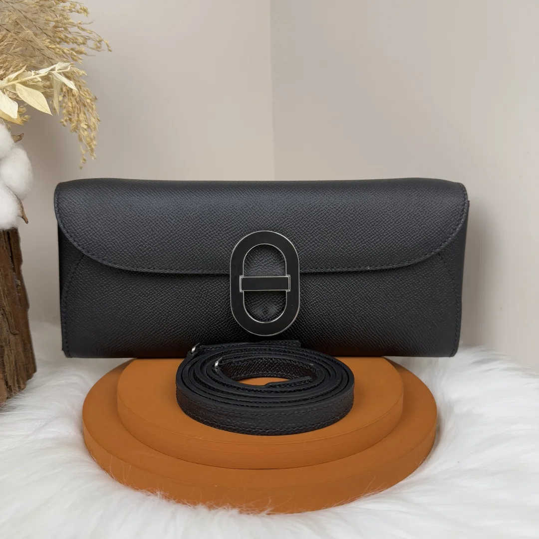 Hermes Chained Andre Pig Nose Crossbody Bag to go 24cm Epsom M4 Gris Pale Hermes Chained Andre Pig Nose Crossbody Bag to go 24cm Epsom M4 Gris Pale