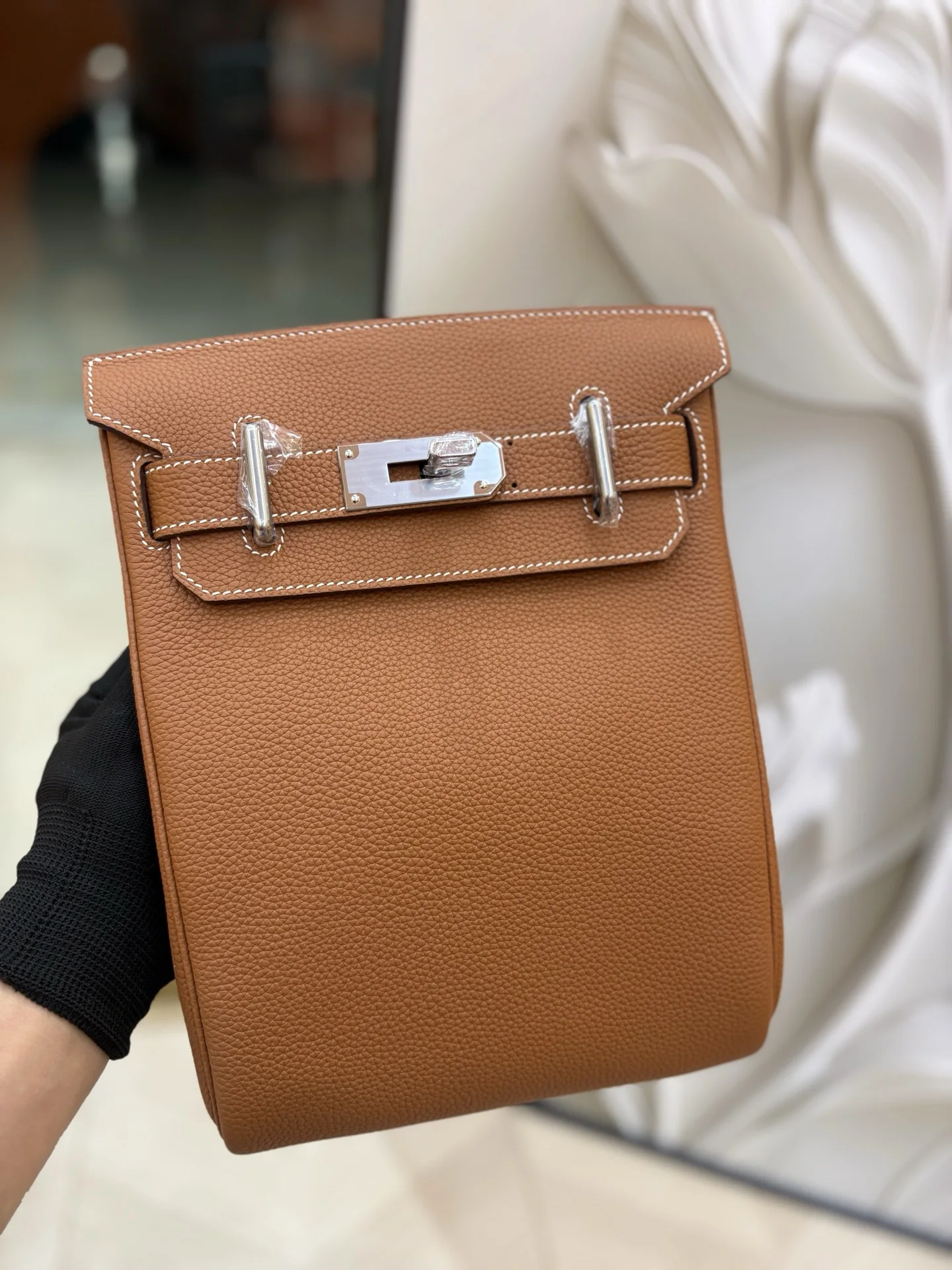 Hermes Hac a dos Trumpet Backpack 21cm Men s and Women s Chest Bag