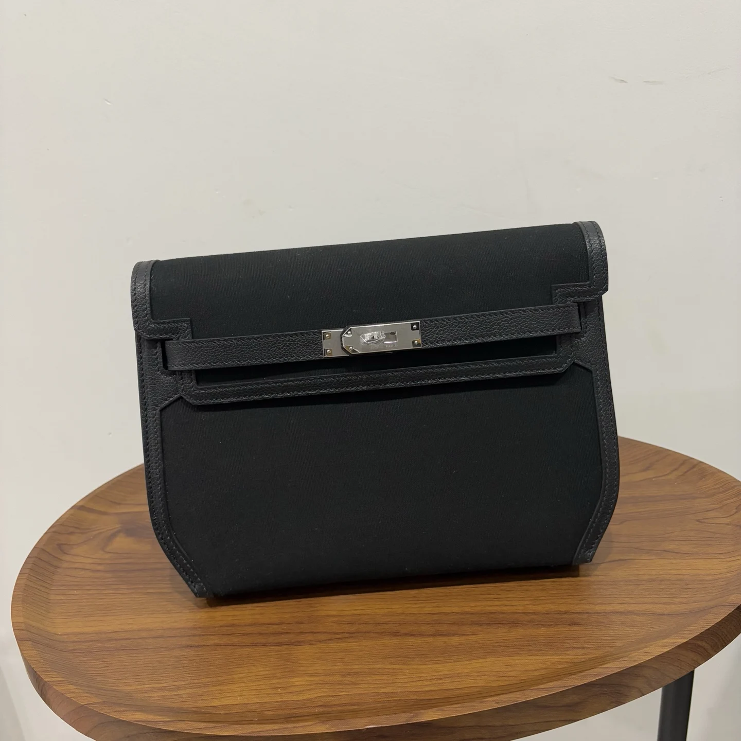 Hermes Kelly Depesches 25cm Clutch for Men and Women Hermes Kelly Depesches 25cm Clutch for Men and Women