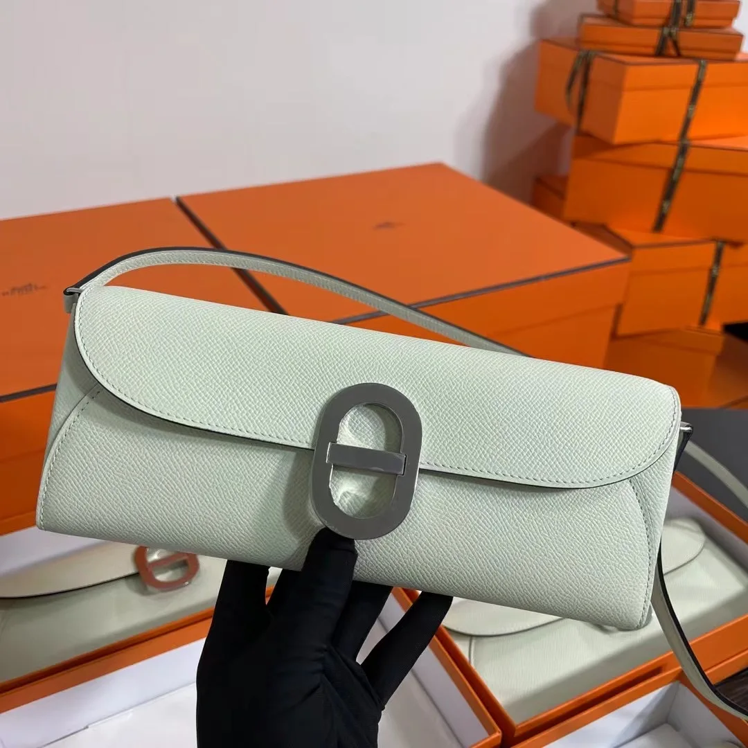 Hermes Chained Andre Pig Nose Crossbody Bag to go 24cm Epsom M4 Gris Pale Hermes Chained Andre Pig Nose Crossbody Bag to go 24cm Epsom M4 Gris Pale