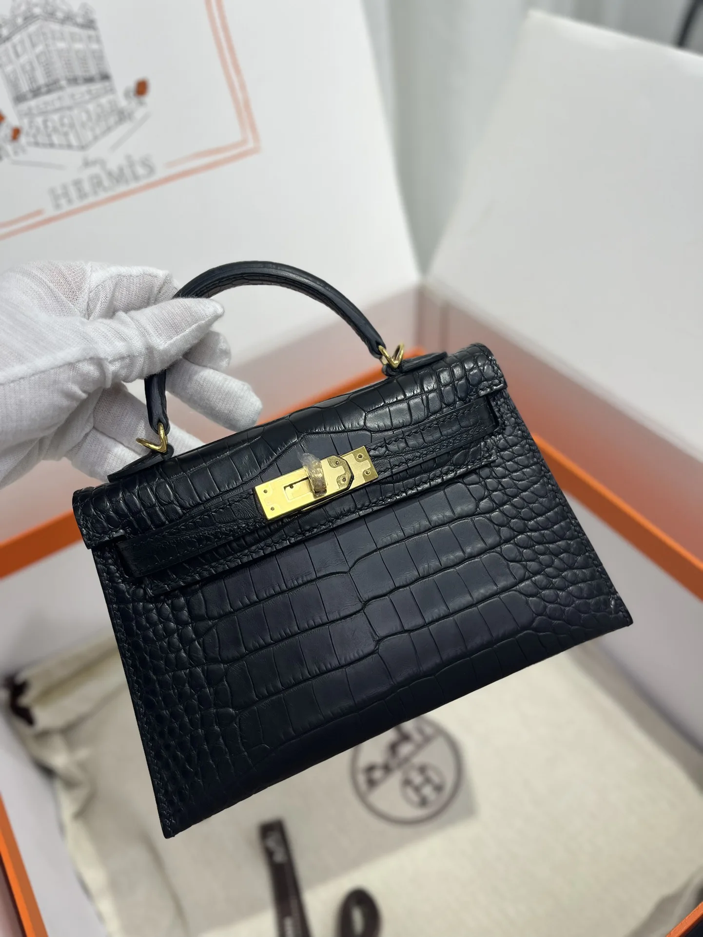 Hermes Kelly II 19cm Imported American Matte Alligator Leather Ladies Handbag Hermes Kelly II 19cm Imported American Matte Alligator Leather Ladies Handbag