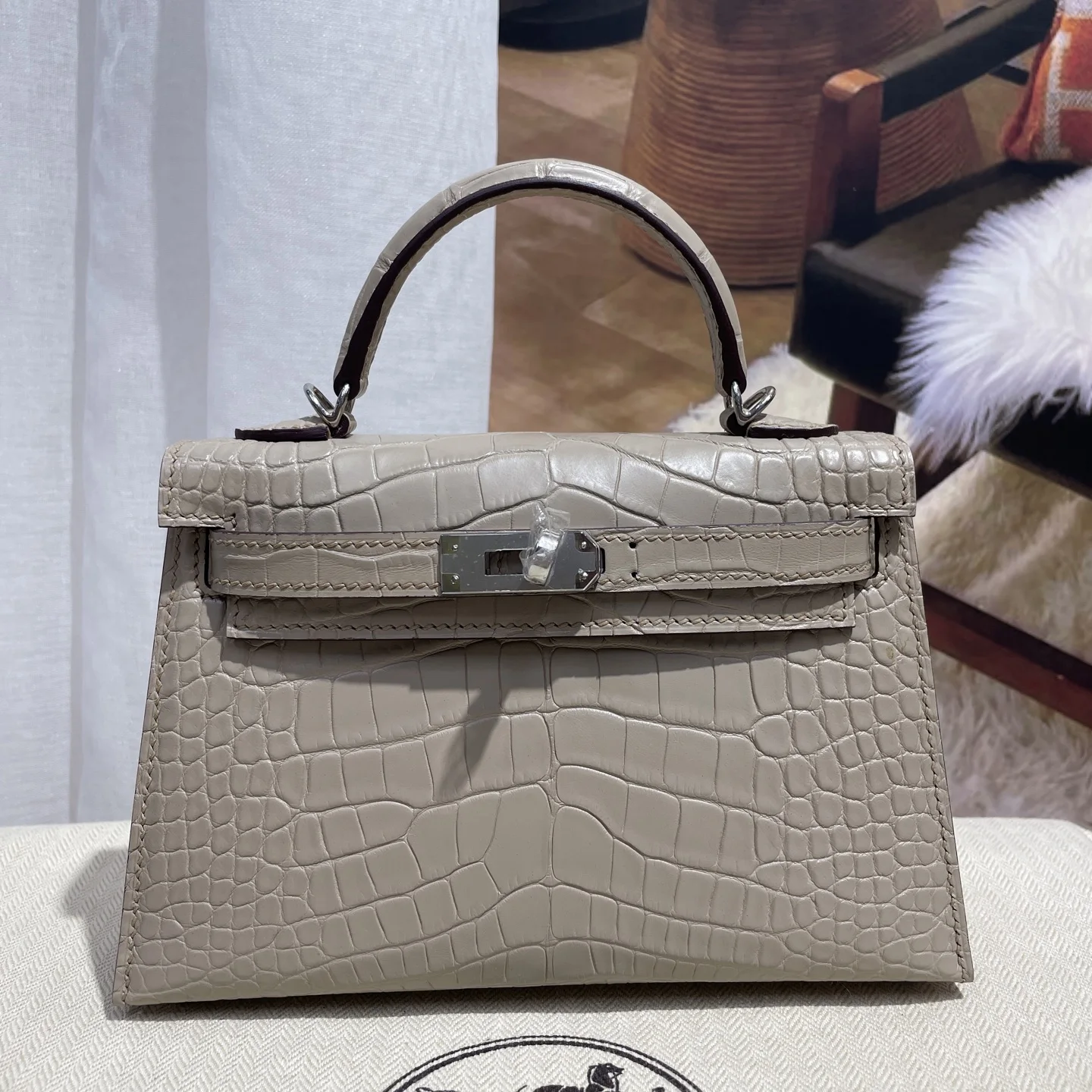 Hermes Kelly II 19cm Imported American Alligator Matte Leather Ladies Handbag Hermes Kelly II 19cm Imported American Alligator Matte Leather Ladies Handbag