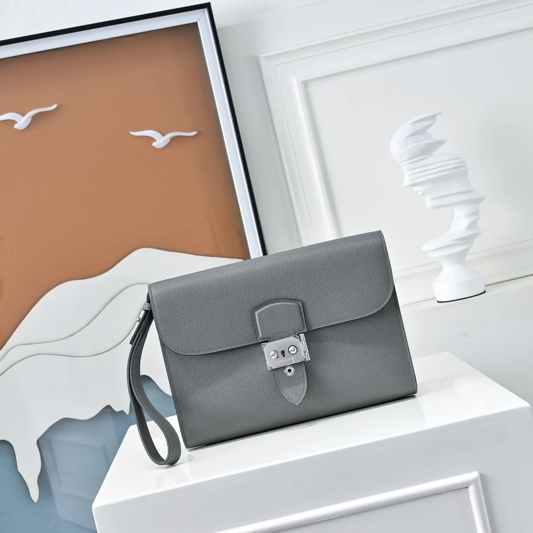 Hermes Sac a Depeches Messenger 21cm Men s Clutch