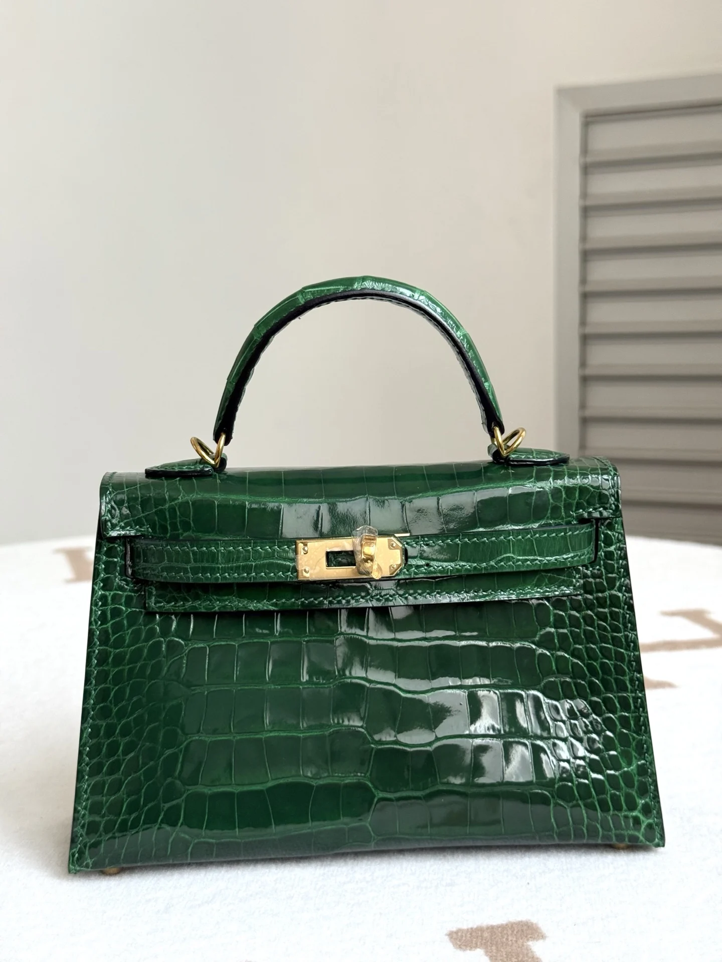 Hermes Kelly II 19cm Shiny American Alligator Handbag
