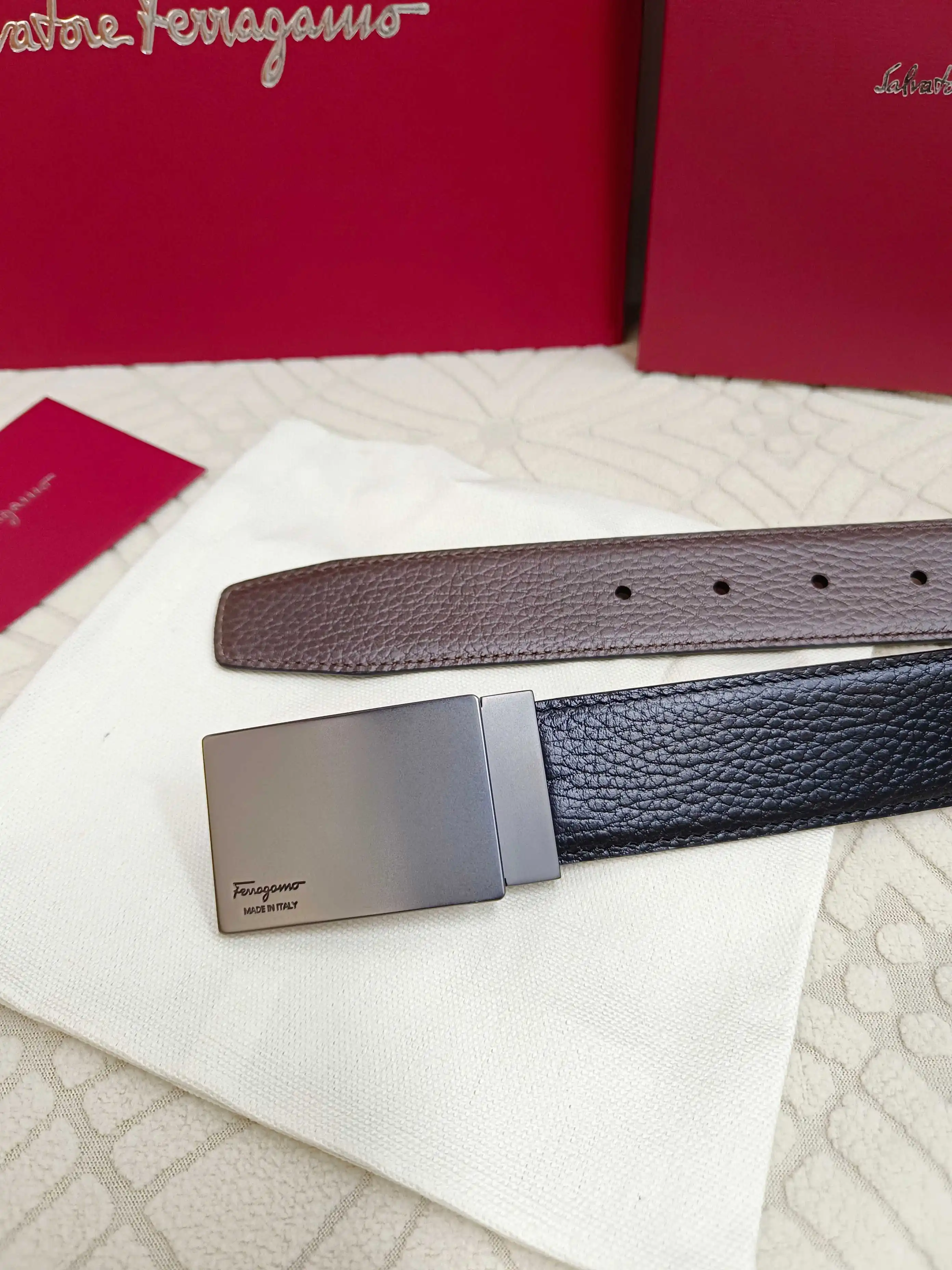 Ferragamo Bespoke Reversible Leather Belt