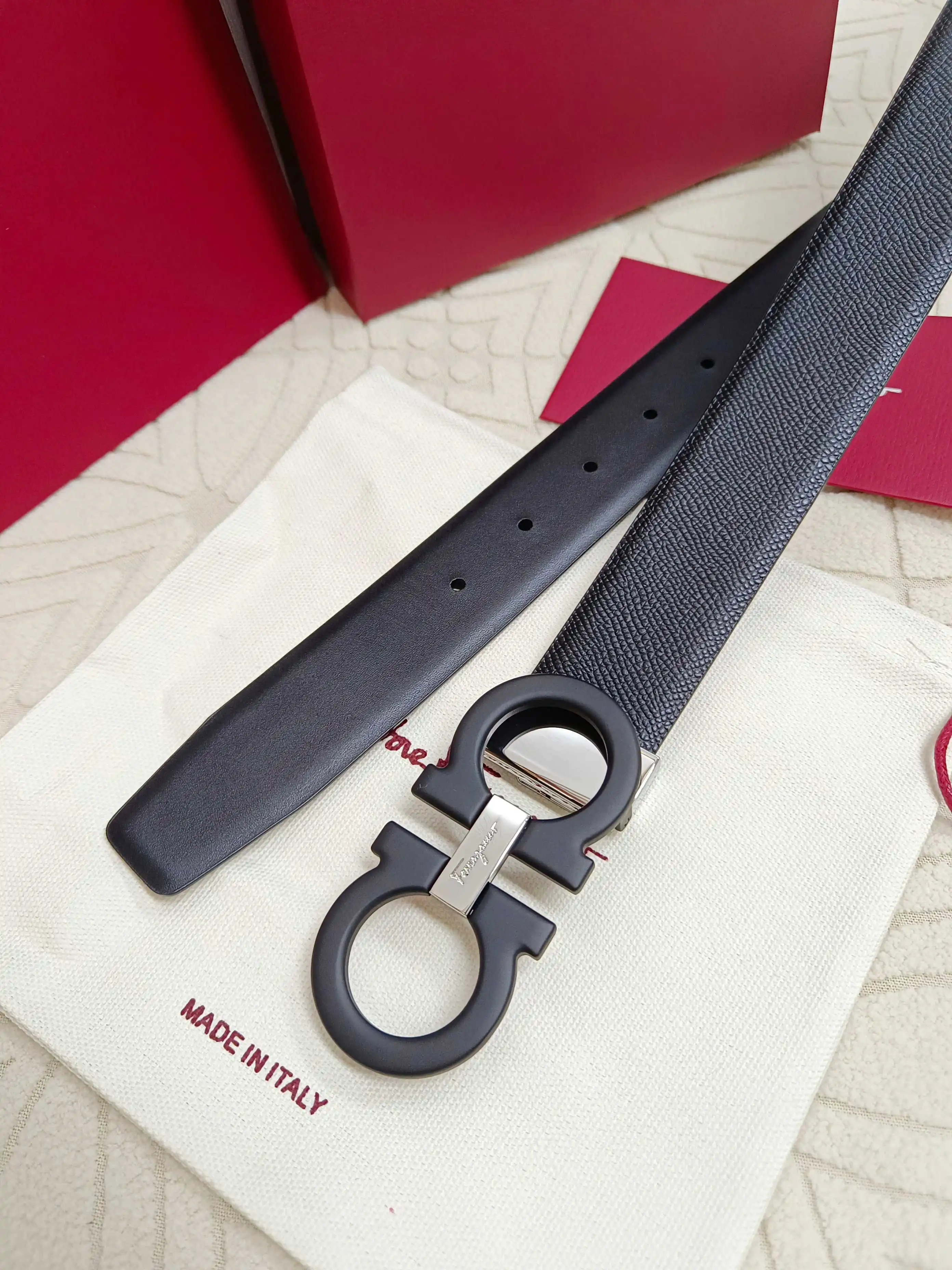 Ferragamo Bespoke Reversible Leather Belt Ferragamo Bespoke Reversible Leather Belt