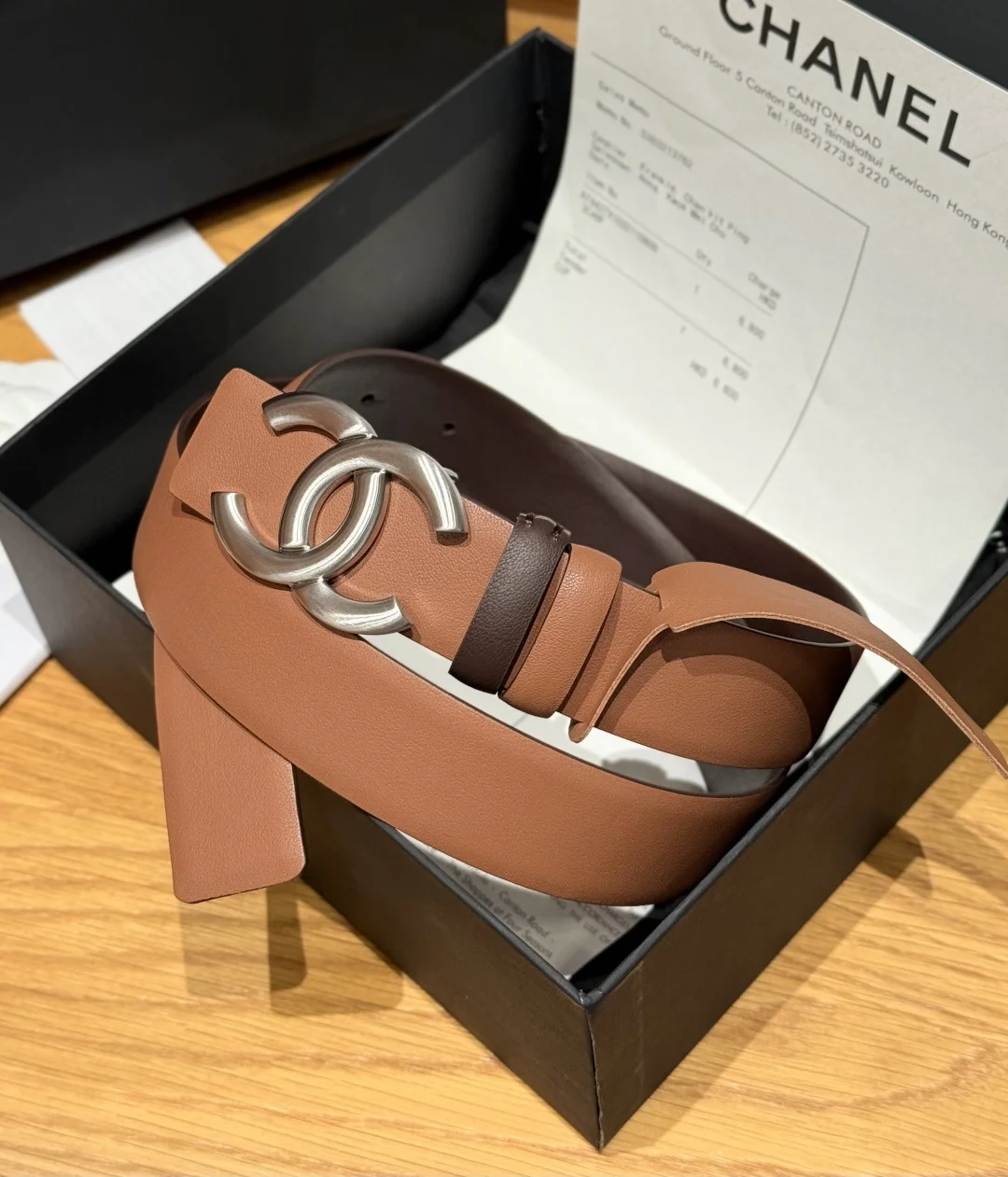 Chanel Women s reversible leather belt 3.0cm