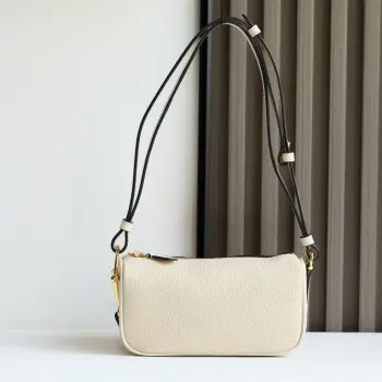 860784 New Mini Handbag Women s Shoulder Bag Replica Gucci womens bags