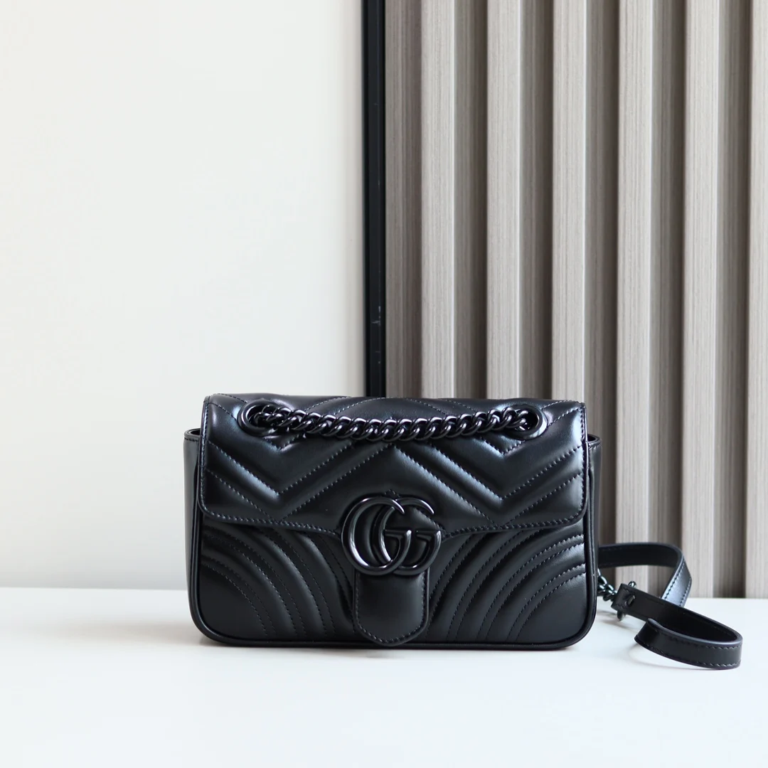 Gucci 446744 GG Marmont mini bag