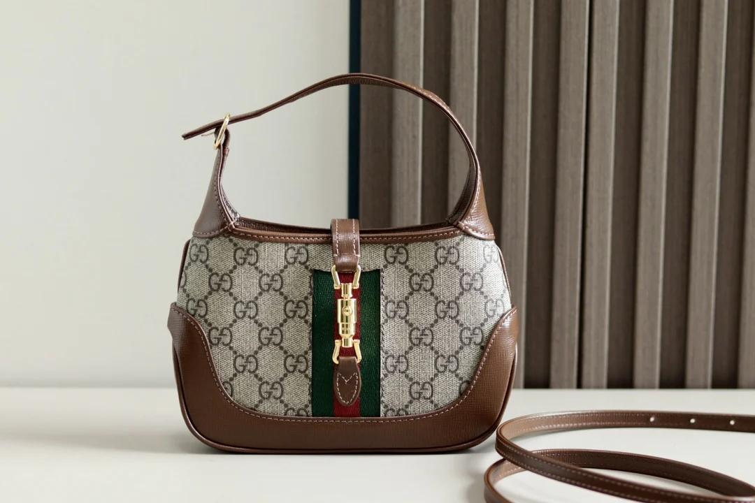 Gucci 637092 Jackie 1961 series handbag women s shoulder bag Gucci 637092 Jackie 1961 series handbag women s shoulder bag