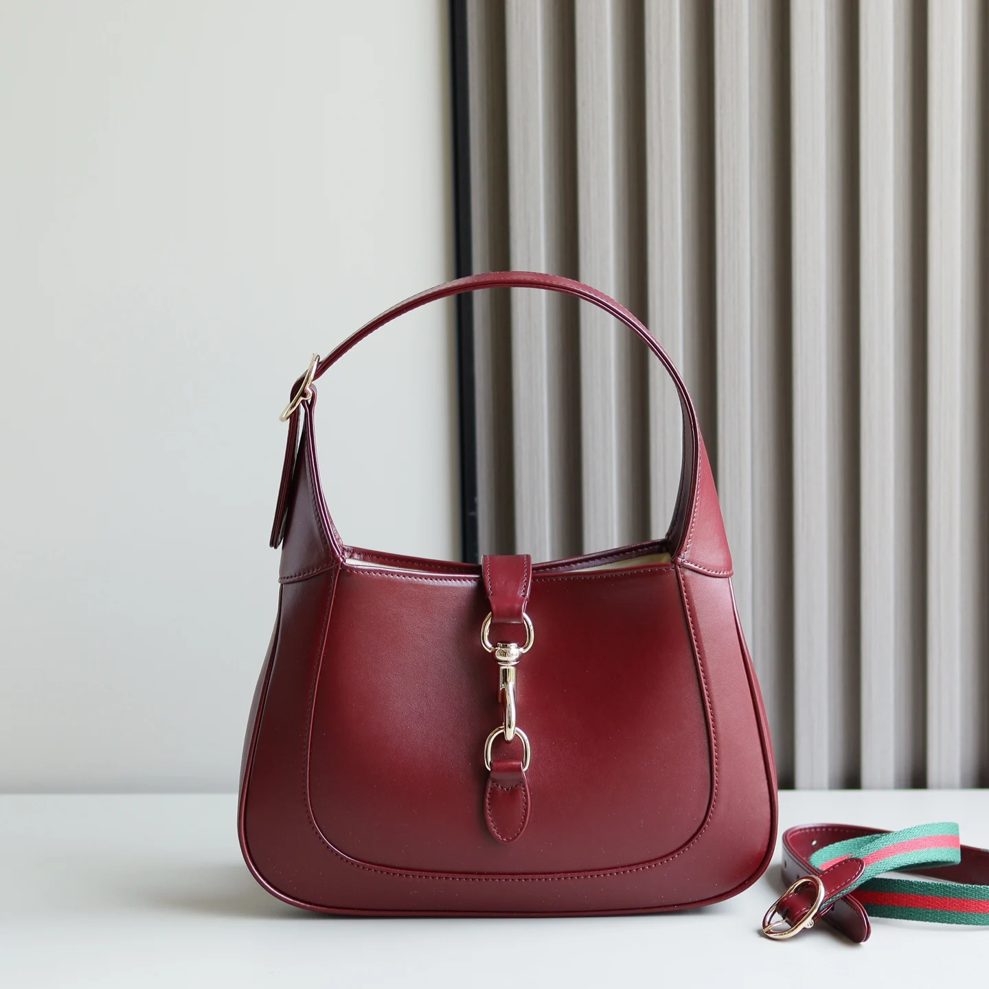 Gucci 782849 Jackie classic shoulder bag women s shoulder bag Gucci 782849 Jackie classic shoulder bag women s shoulder bag