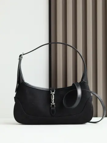 863137 by Demna New Collection Evening Fringe Bag Shoulder Bag Replica Gucci womens bags