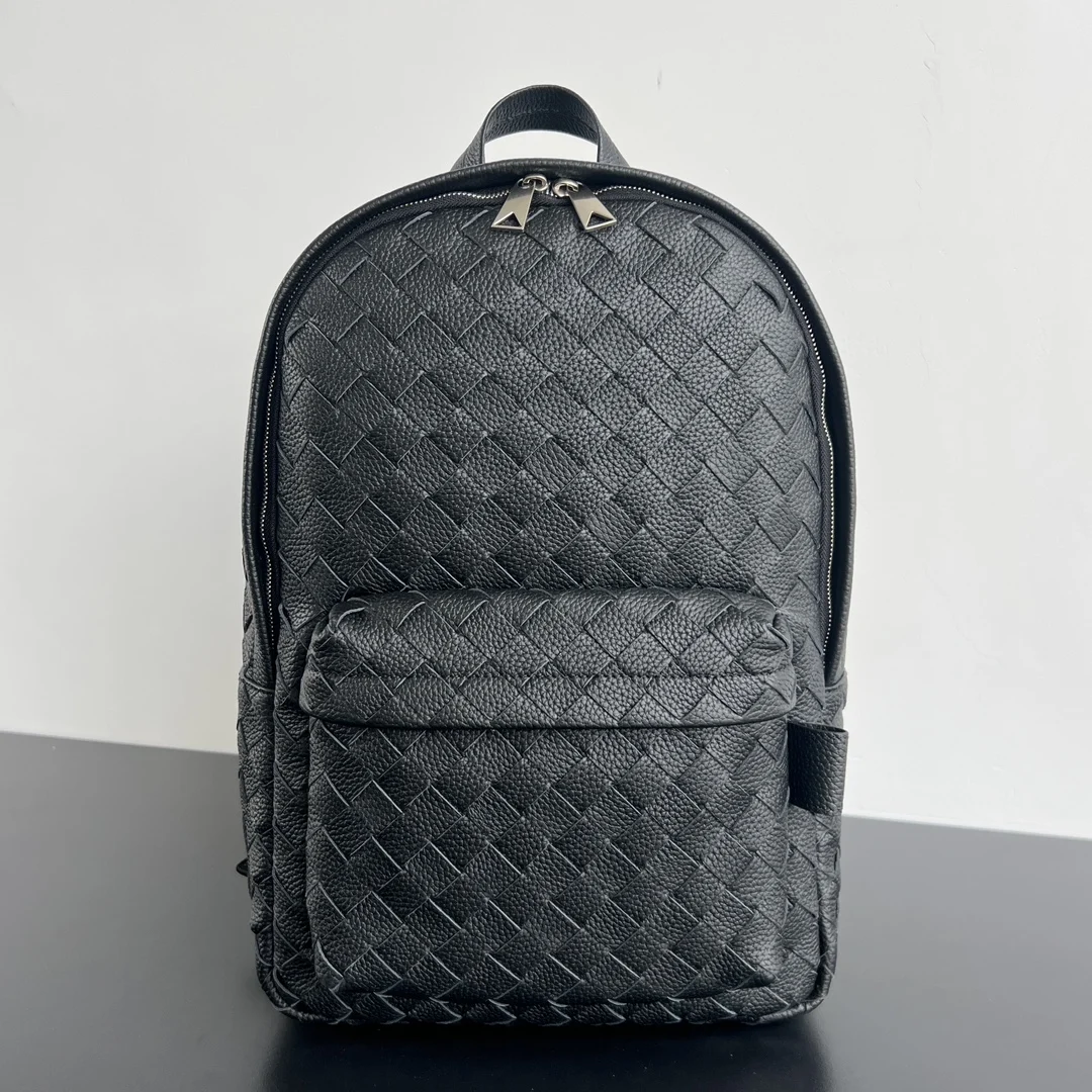Bottega Veneta 833158 New Men s Pebbled Leather Backpack