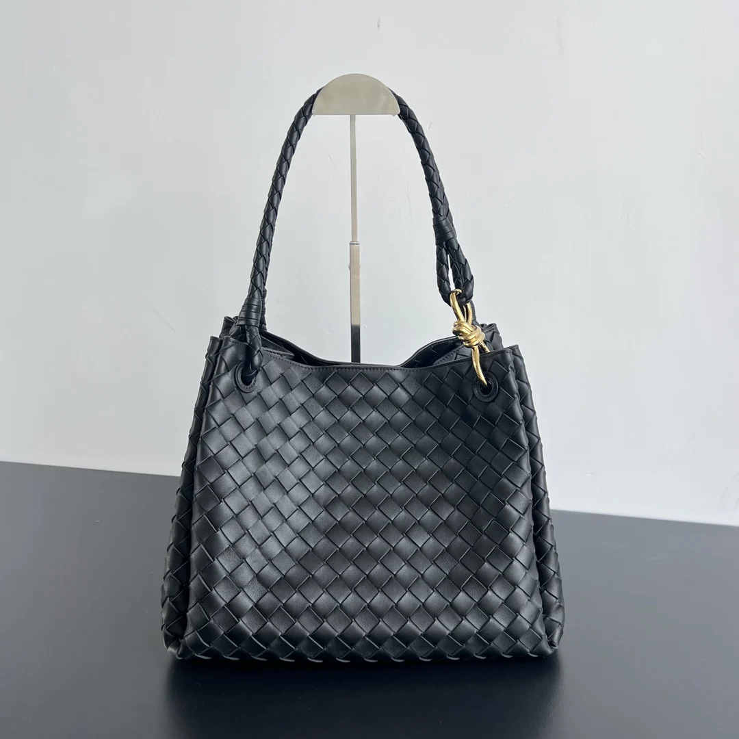 Bottega Veneta 796571 New Intrecciato Leather Shoulder Bag