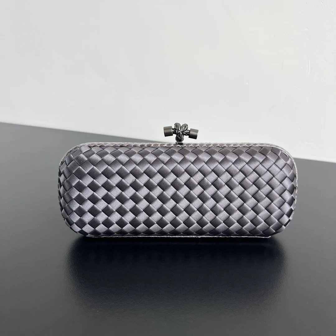 Bottega Veneta 8651 25cm Knot Woven Clutch Bag