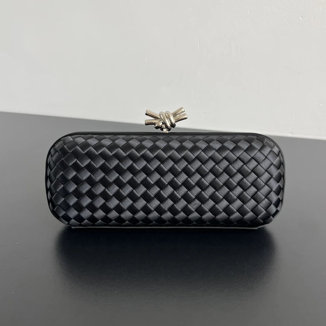 Bottega Veneta 8651 25cm Knot Woven Clutch Bag