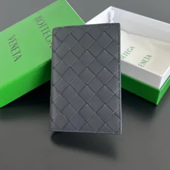 607482 New Leather Passport Holder Replica Bottega Veneta wallets