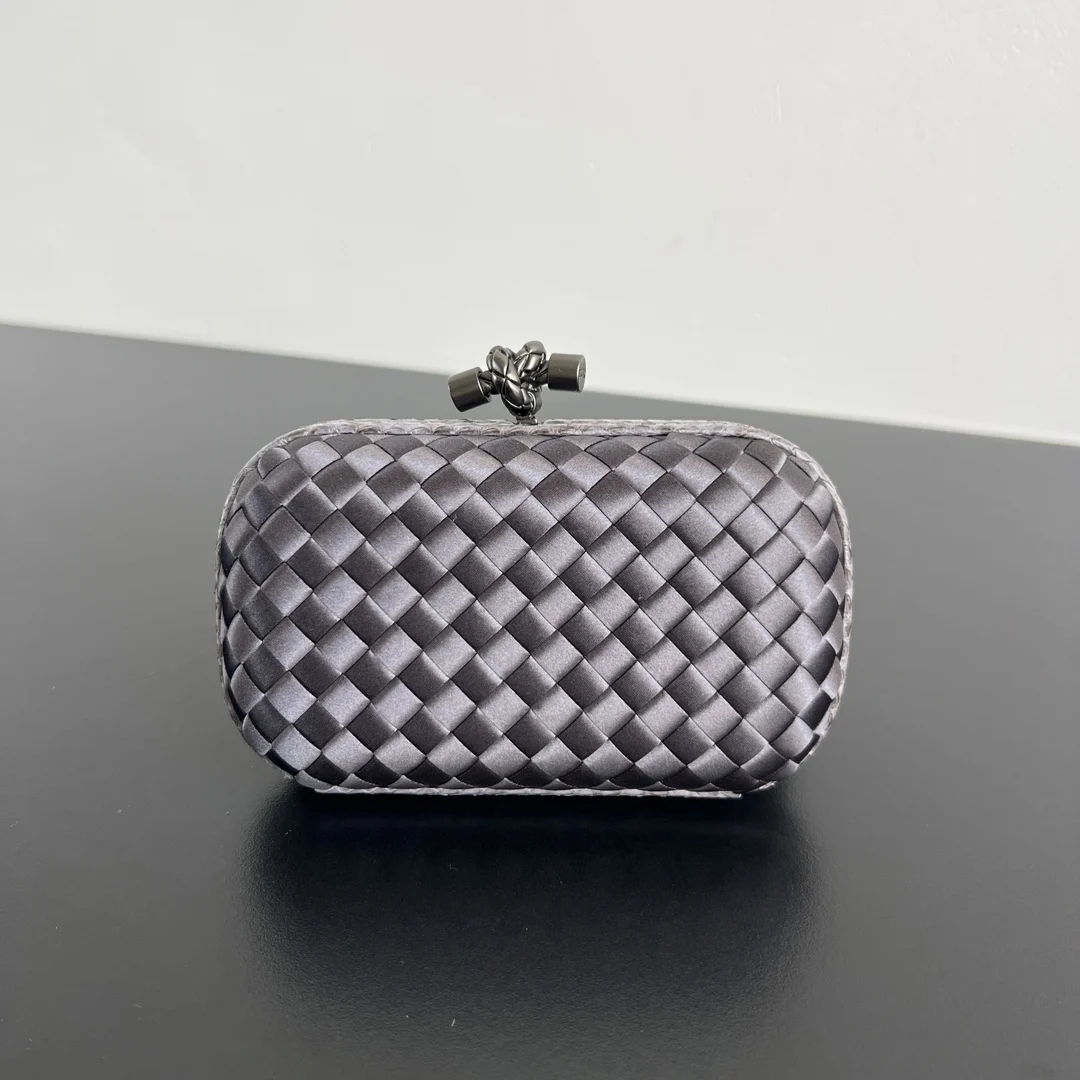 Bottega Veneta 8651 16cm Knot Woven Clutch Bag