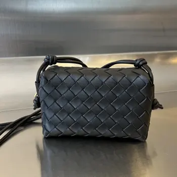 723547 Camera Bag Sling Bag Replica Bottega Veneta womens bags